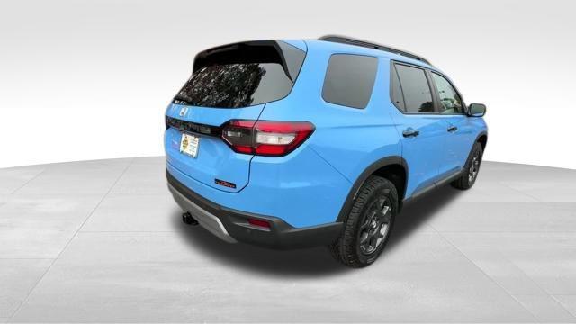 used 2025 Honda Pilot car, priced at $46,420