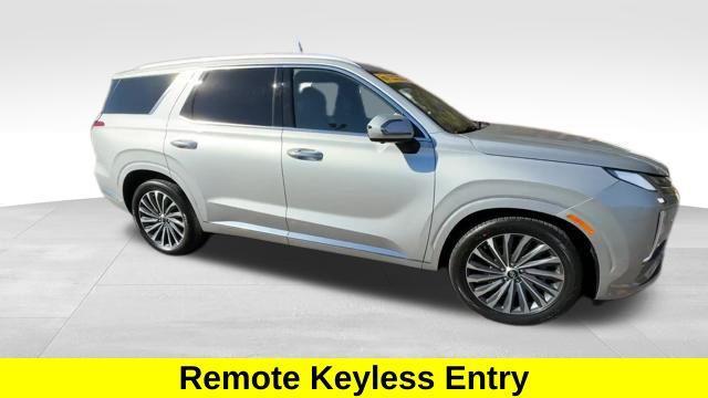 used 2024 Hyundai Palisade car, priced at $39,088