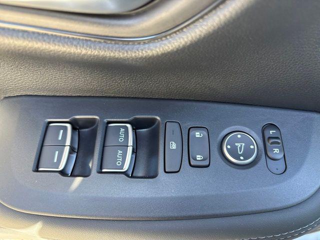 new 2026 Honda HR-V car, priced at $31,955