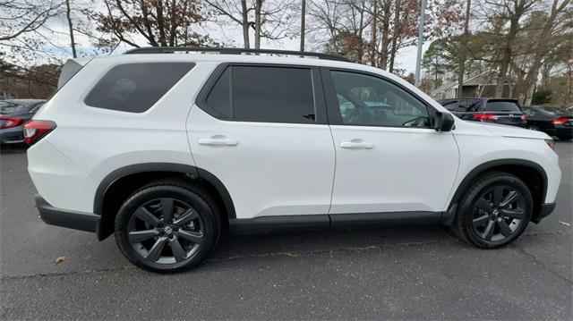 new 2025 Honda Pilot car, priced at $44,150