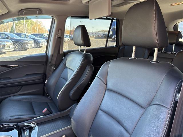 used 2022 Honda Pilot car, priced at $31,511