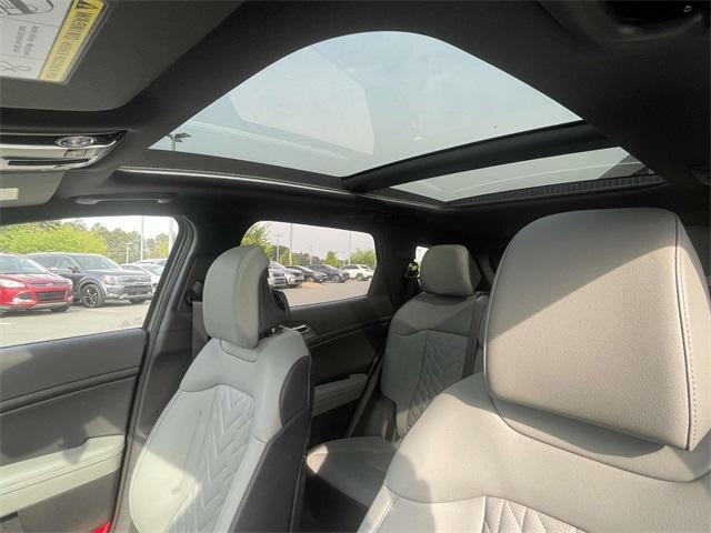 new 2025 Kia Sportage car, priced at $44,508