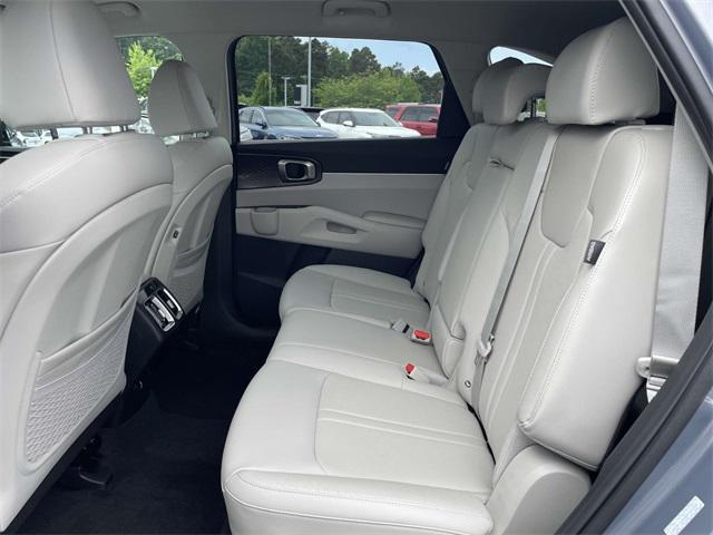 new 2025 Kia Sorento car, priced at $34,287