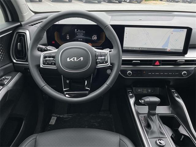 new 2025 Kia Sorento car, priced at $37,627