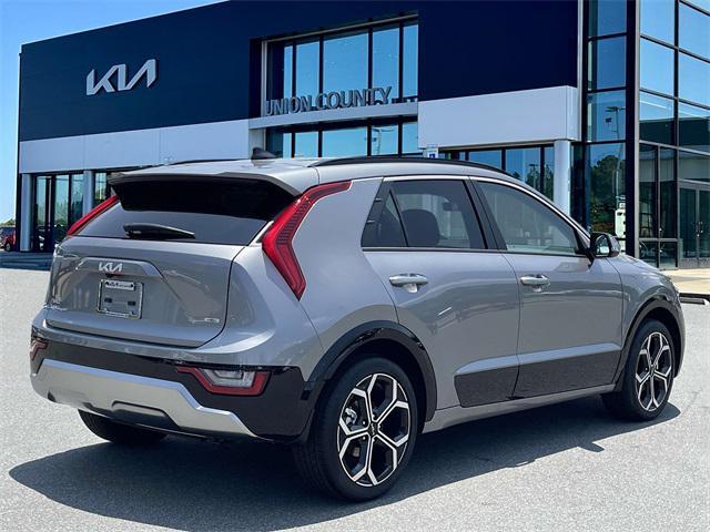 new 2025 Kia Niro car, priced at $34,717