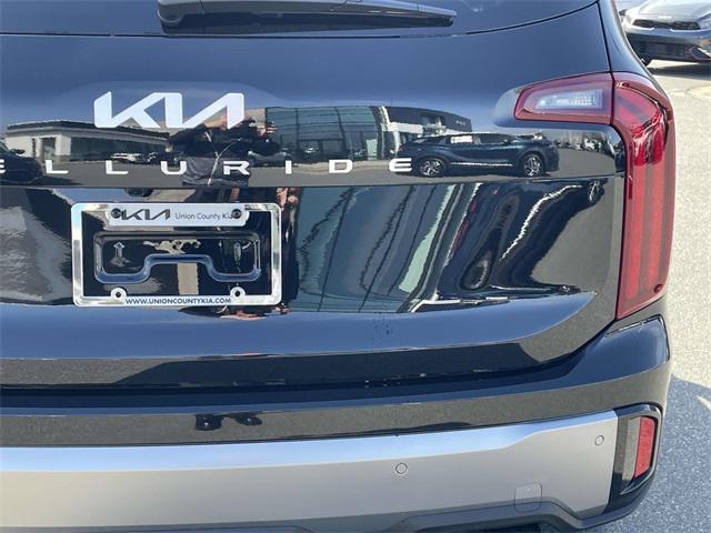 new 2025 Kia Telluride car, priced at $40,275