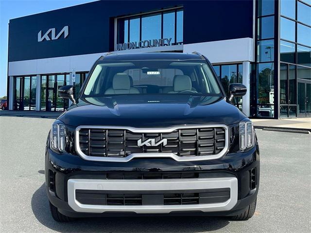 new 2025 Kia Telluride car, priced at $40,275