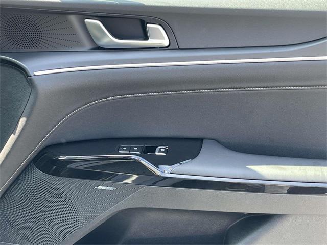 new 2025 Kia K5 car, priced at $30,327