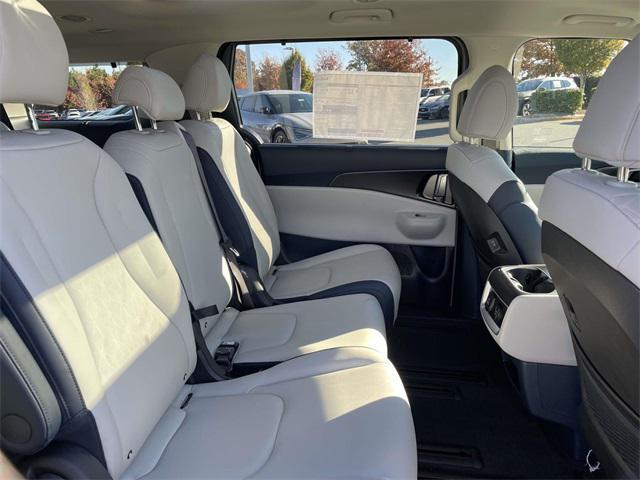 new 2026 Kia Carnival Hybrid car, priced at $49,608