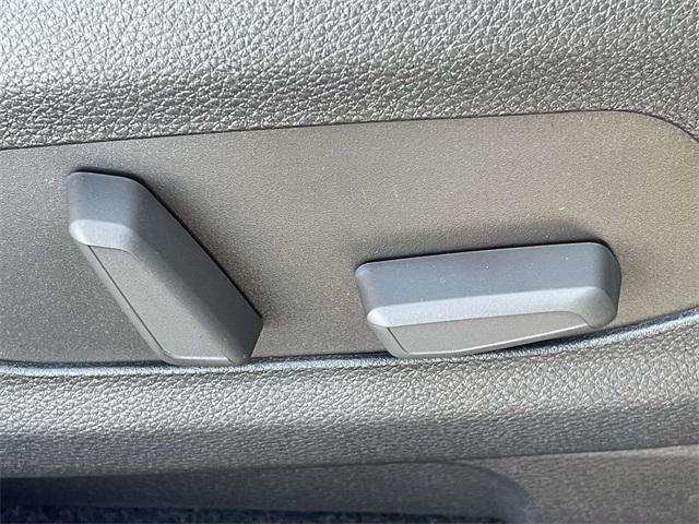 new 2026 Kia Carnival Hybrid car, priced at $49,608