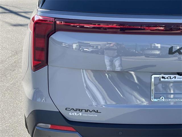 new 2026 Kia Carnival Hybrid car, priced at $49,608