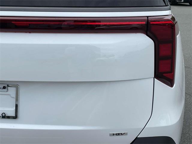 new 2025 Kia Carnival Hybrid car, priced at $49,584