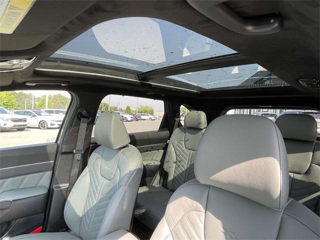 new 2025 Kia Sorento car, priced at $44,365