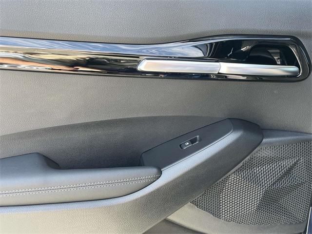 new 2025 Kia Seltos car, priced at $26,730