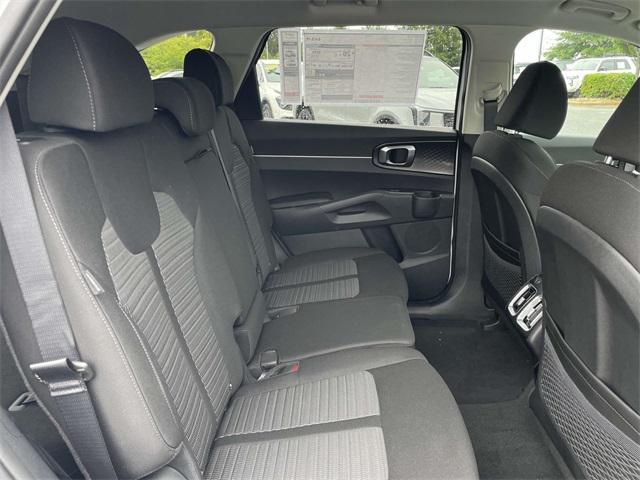 new 2025 Kia Sorento car, priced at $30,912