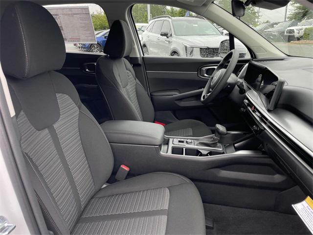 new 2025 Kia Sorento car, priced at $30,912