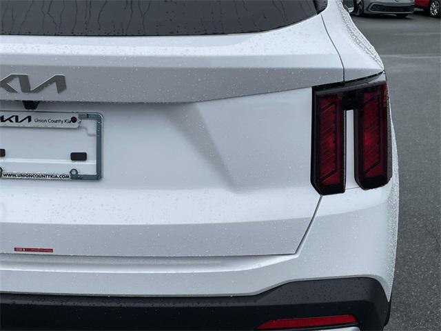 new 2025 Kia Sorento car, priced at $30,912