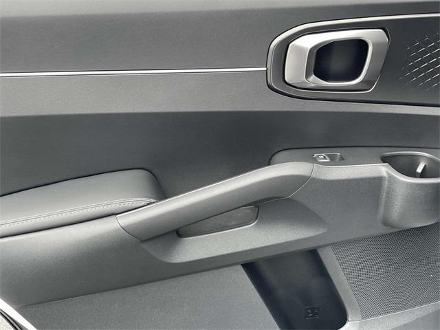 new 2025 Kia Sorento car, priced at $30,912