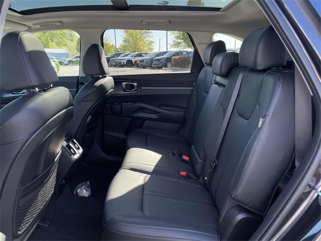 new 2025 Kia Sorento car, priced at $35,529