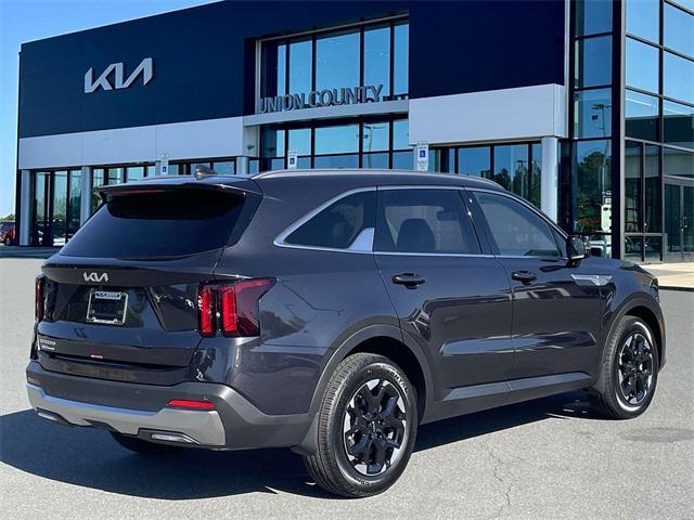 new 2025 Kia Sorento car, priced at $35,529