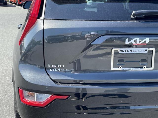 new 2025 Kia Niro EV car, priced at $34,301