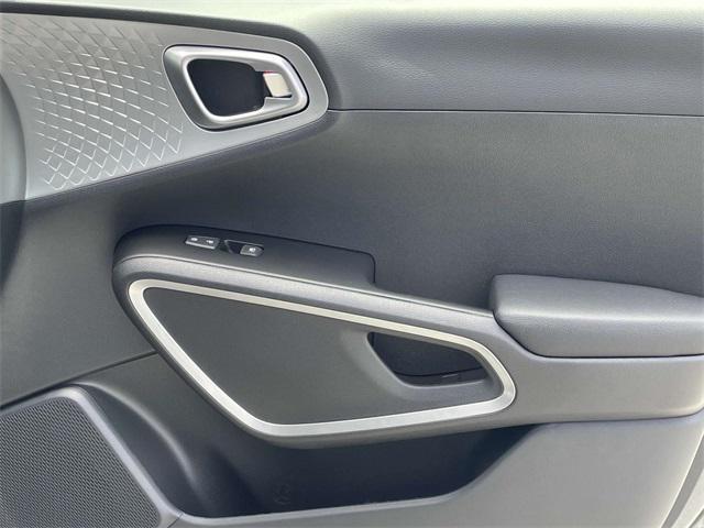 new 2025 Kia Soul car, priced at $23,568