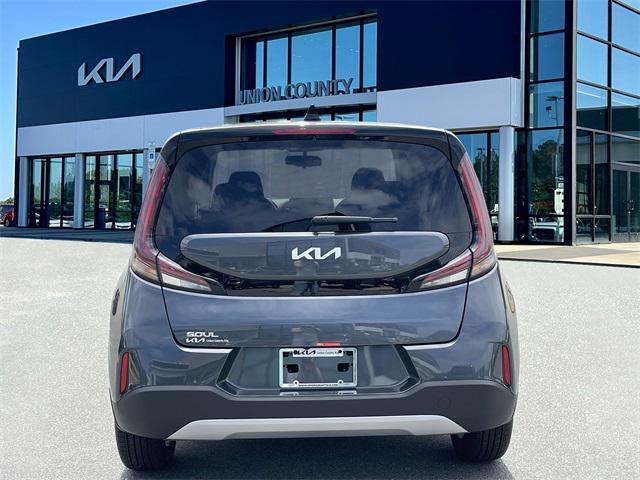 new 2025 Kia Soul car, priced at $23,568