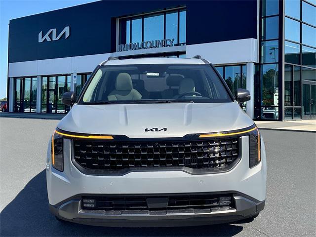 new 2025 Kia Carnival Hybrid car, priced at $55,529