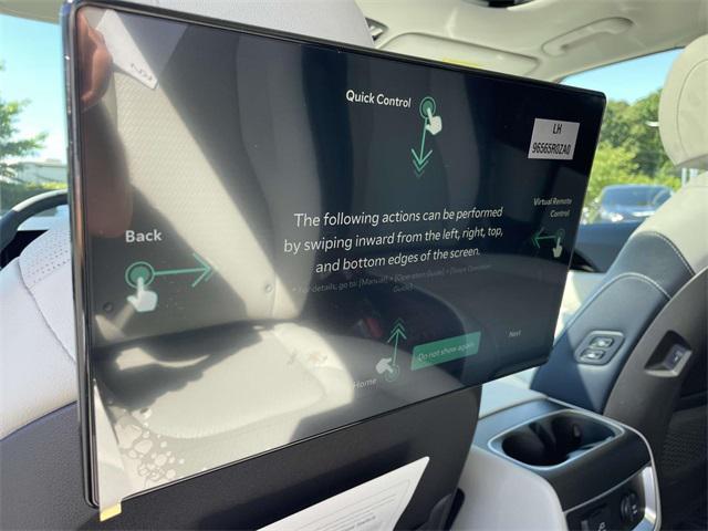 new 2025 Kia Carnival Hybrid car, priced at $55,529