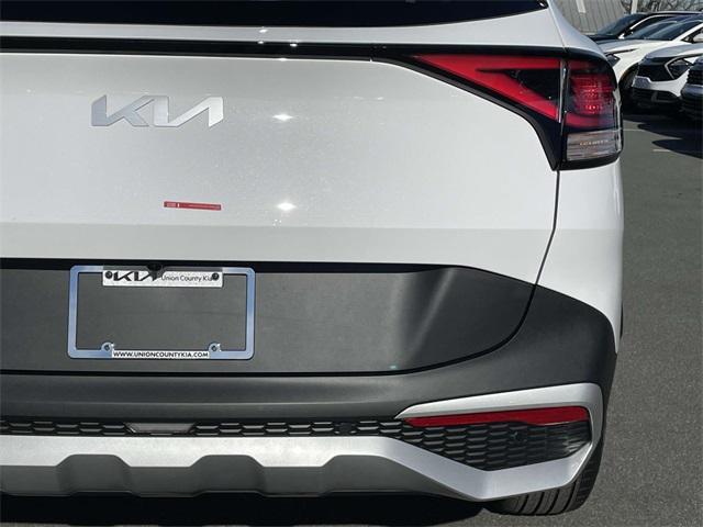 new 2025 Kia Sportage car, priced at $29,555