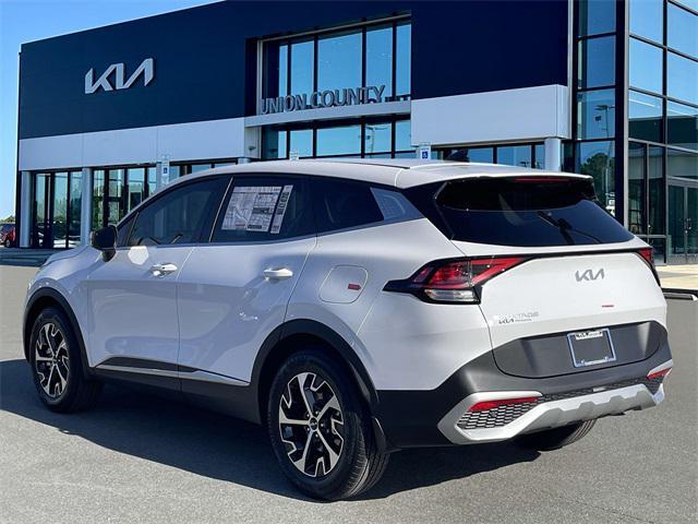 new 2025 Kia Sportage car, priced at $29,555