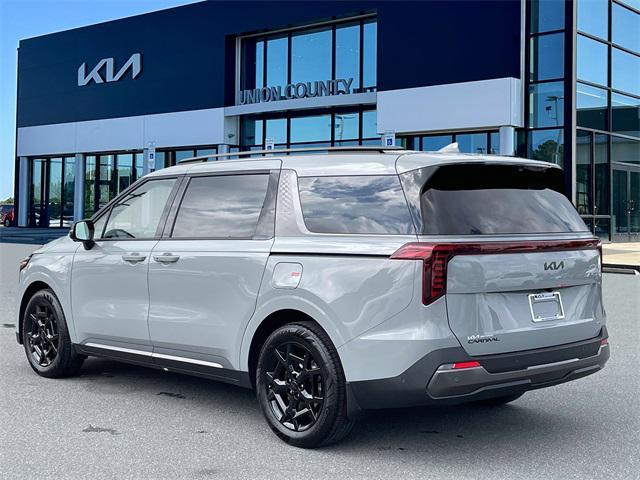 new 2025 Kia Carnival Hybrid car, priced at $54,544
