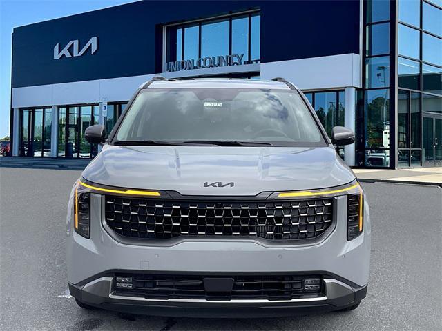 new 2025 Kia Carnival Hybrid car, priced at $54,544