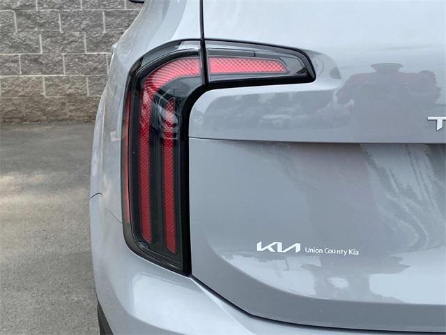 new 2024 Kia Telluride car, priced at $52,095