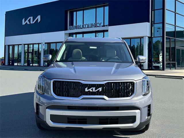 new 2025 Kia Telluride car, priced at $42,780