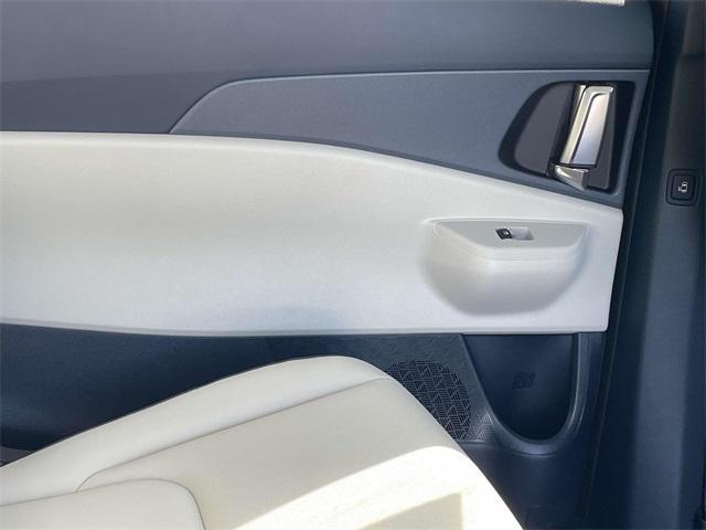 new 2026 Kia Carnival car, priced at $43,168