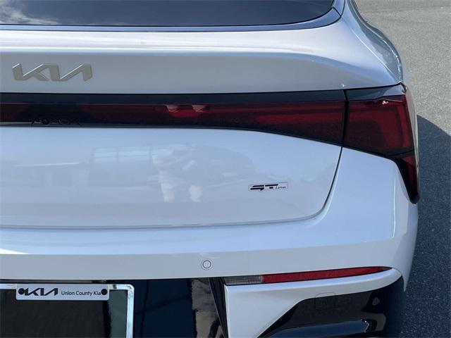 new 2025 Kia K5 car, priced at $30,132