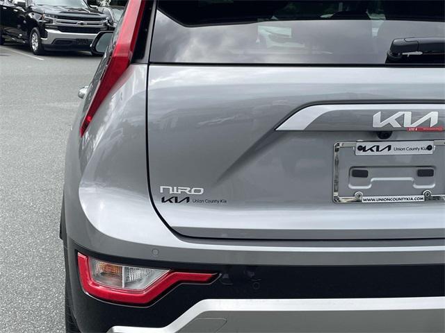 new 2025 Kia Niro car, priced at $32,365