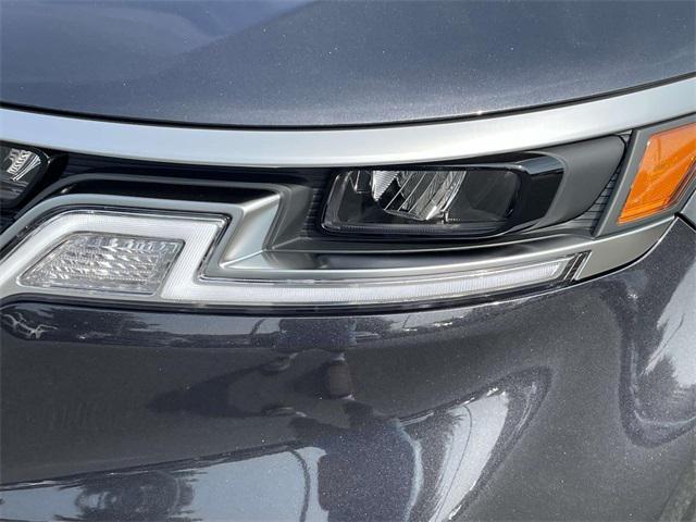 used 2024 Kia Carnival car, priced at $31,700
