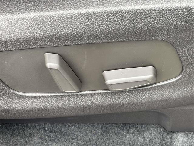 new 2026 Kia Carnival Hybrid car, priced at $41,870