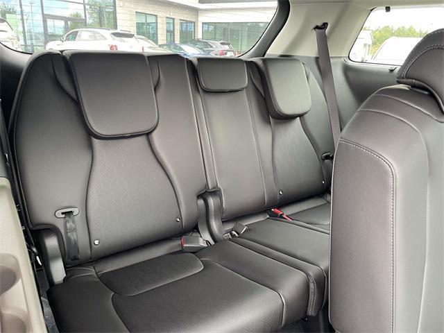 new 2026 Kia Carnival Hybrid car, priced at $41,870