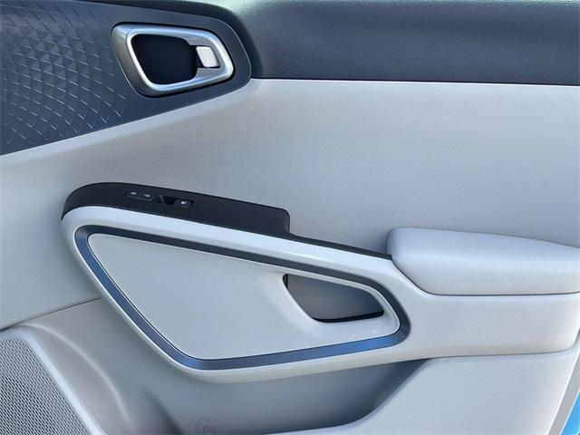 new 2025 Kia Soul car, priced at $25,281
