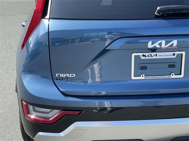 new 2025 Kia Niro car, priced at $33,467