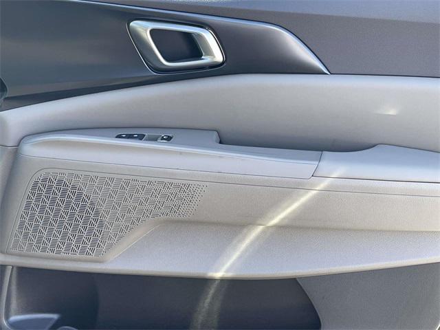 new 2026 Kia Carnival car, priced at $37,400