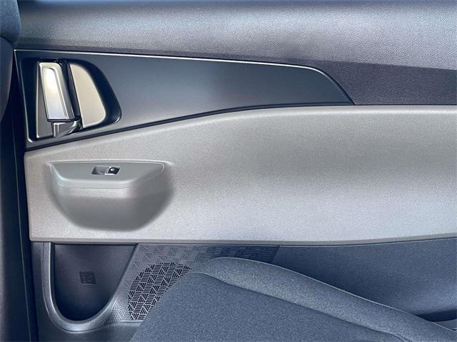 new 2026 Kia Carnival car, priced at $37,400