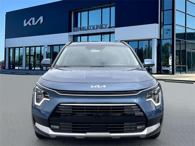 new 2025 Kia Niro car, priced at $34,717
