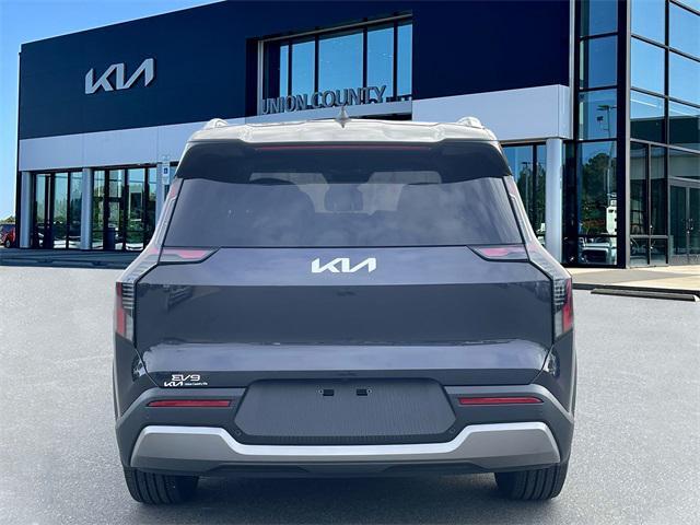 new 2025 Kia EV9 car, priced at $56,370