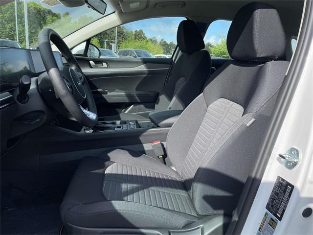 new 2025 Kia K5 car, priced at $27,188
