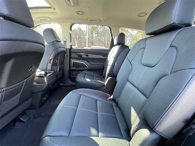 new 2025 Kia Telluride car, priced at $42,756