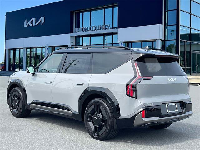 new 2026 Kia EV9 car, priced at $72,640